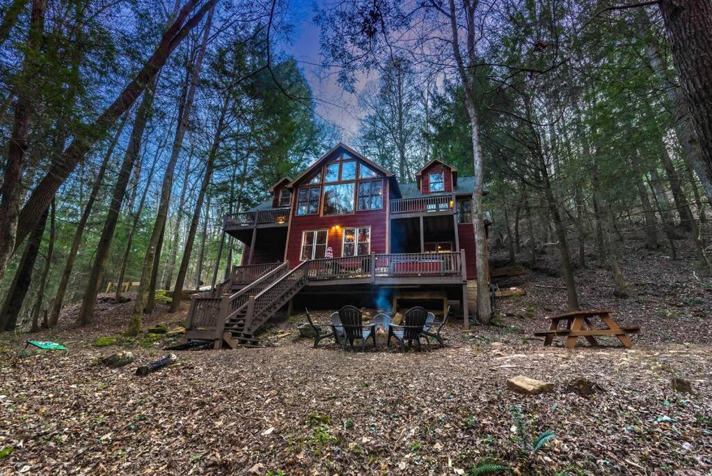 Private Creekside Cabin+Hot Tub,Pool Table, & Pets Ellijay Eksteriør billede